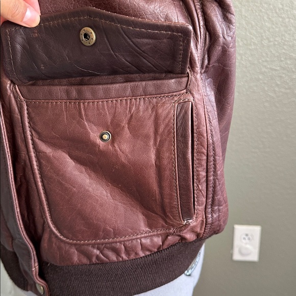 American Living Leather Jacket (L) - Picture 4 of 9